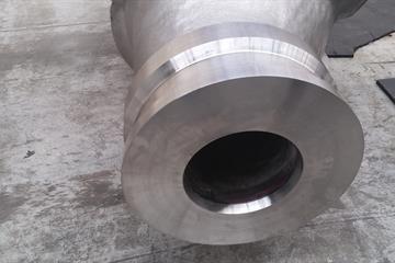 Work piece of weld end