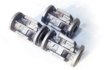 Four-way valve castings for using in low temperatures